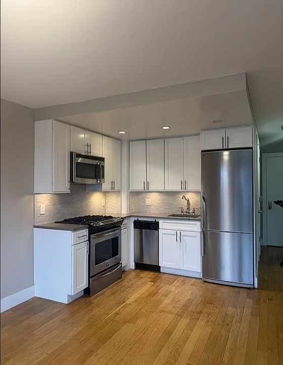 1st image of 784 Columbus Ave APT 4A