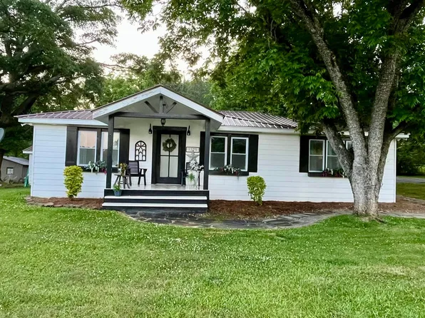 1275 Mineral Springs Rd, Pell City, AL 35125