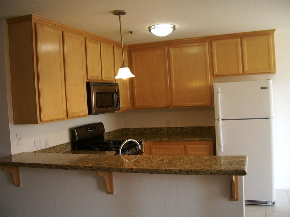 2nd image of 1202 Donax Ave Unit 6