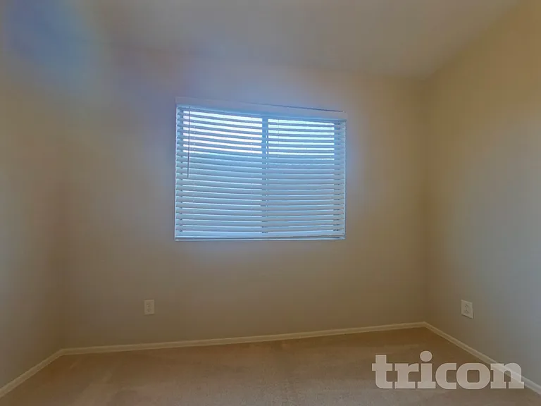 23443 W Harrison Dr — Photo 10
