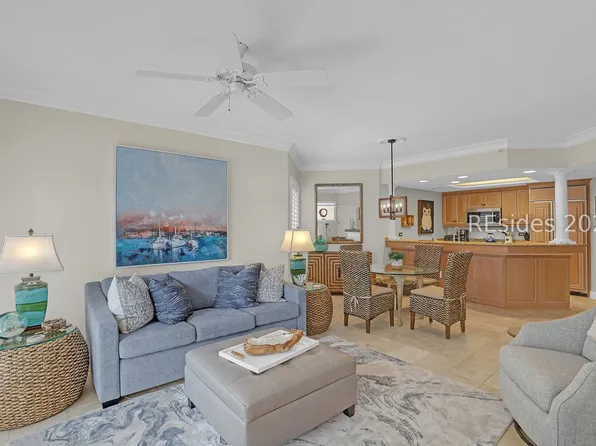 77 Ocean Ln APT 117, Hilton Head Island, SC 29928