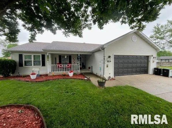 2405 Glencoe St, Springfield, IL 62704