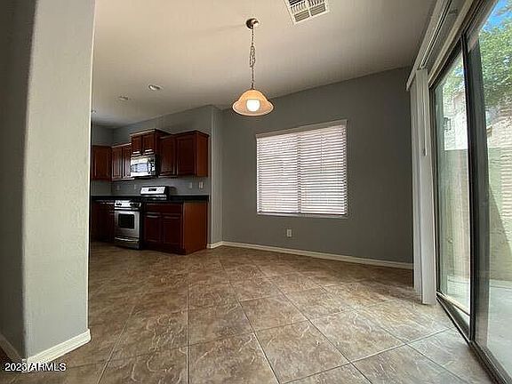 3rd image of 41706 N Globe Ct