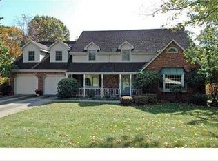 202 Chaucer Ct S, Sewickley, PA 15143