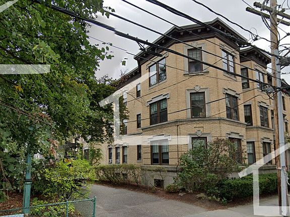 2nd image of 75B Longwood Ave #2R