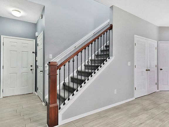 4th image of 6022 Bartram Village Dr