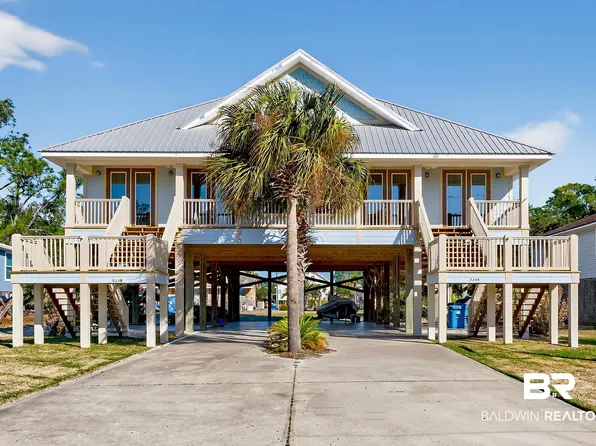 224 W 6th Ave #A, Gulf Shores, AL 36542