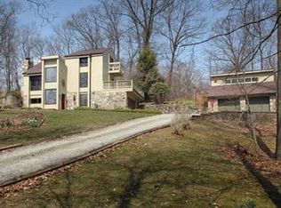 235 Mount Carmel Rd, New Alexandria, PA 15670