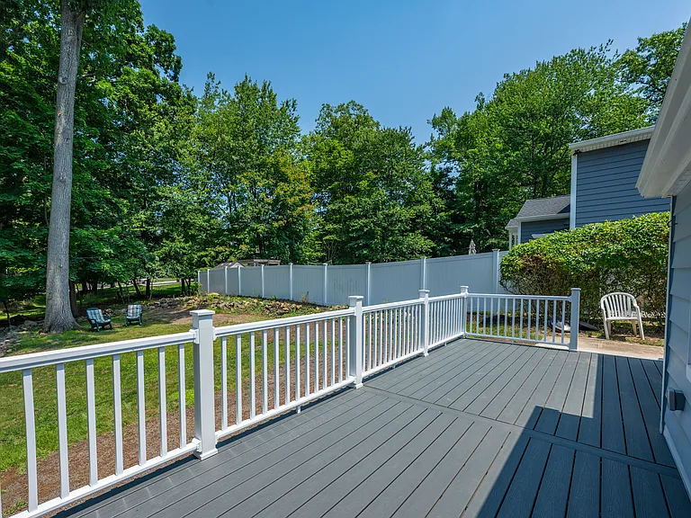 47 Pleasant Ave — Photo 36