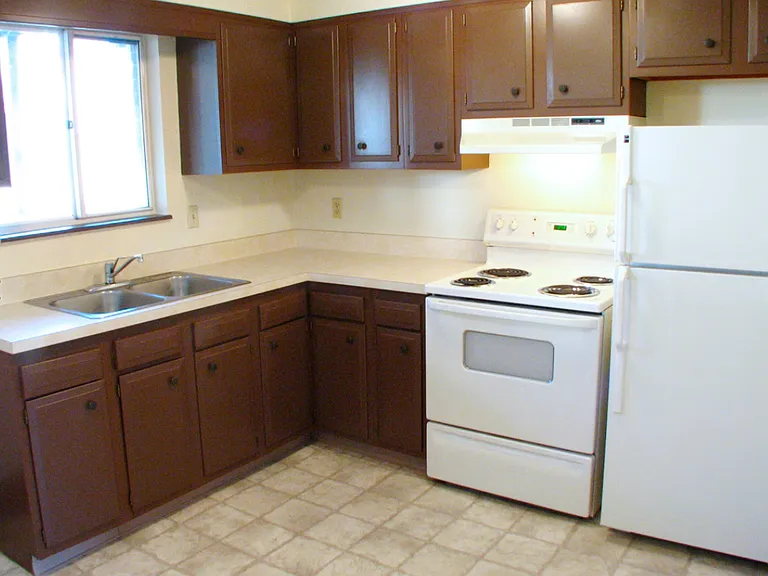 Little Williamsburg Apartments — Photo 5
