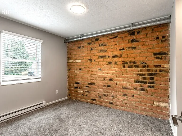 131 N High St #26 — Photo 9