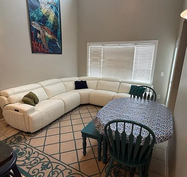205 Summer Winds Pl — Photo 13