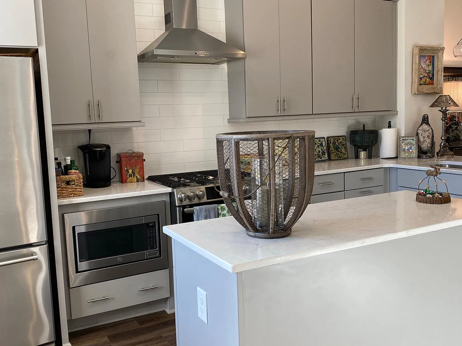 2 bed, 2.5 bath, 1632 sqft, $3,750 — Photo 2