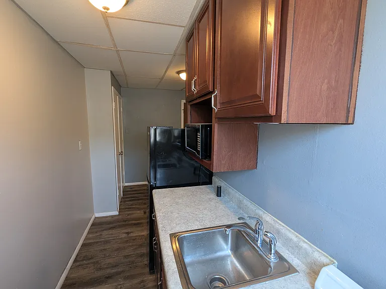3104 Woodson Rd #7 — Photo 3