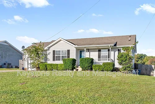 1324 Burchett Dr Photo 1