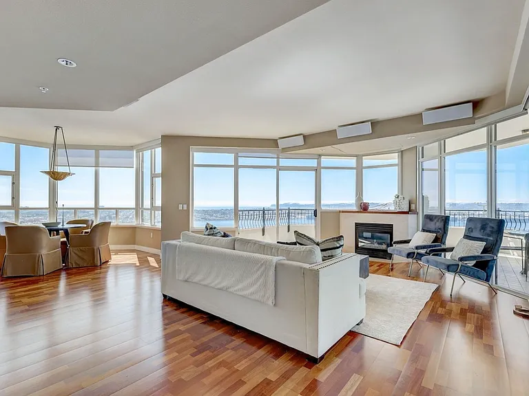 700 W Harbor Dr W #2902 — Photo 8