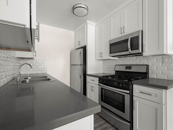2nd image of 7518 Lexington Ave #1B-1Ba-700Sqft