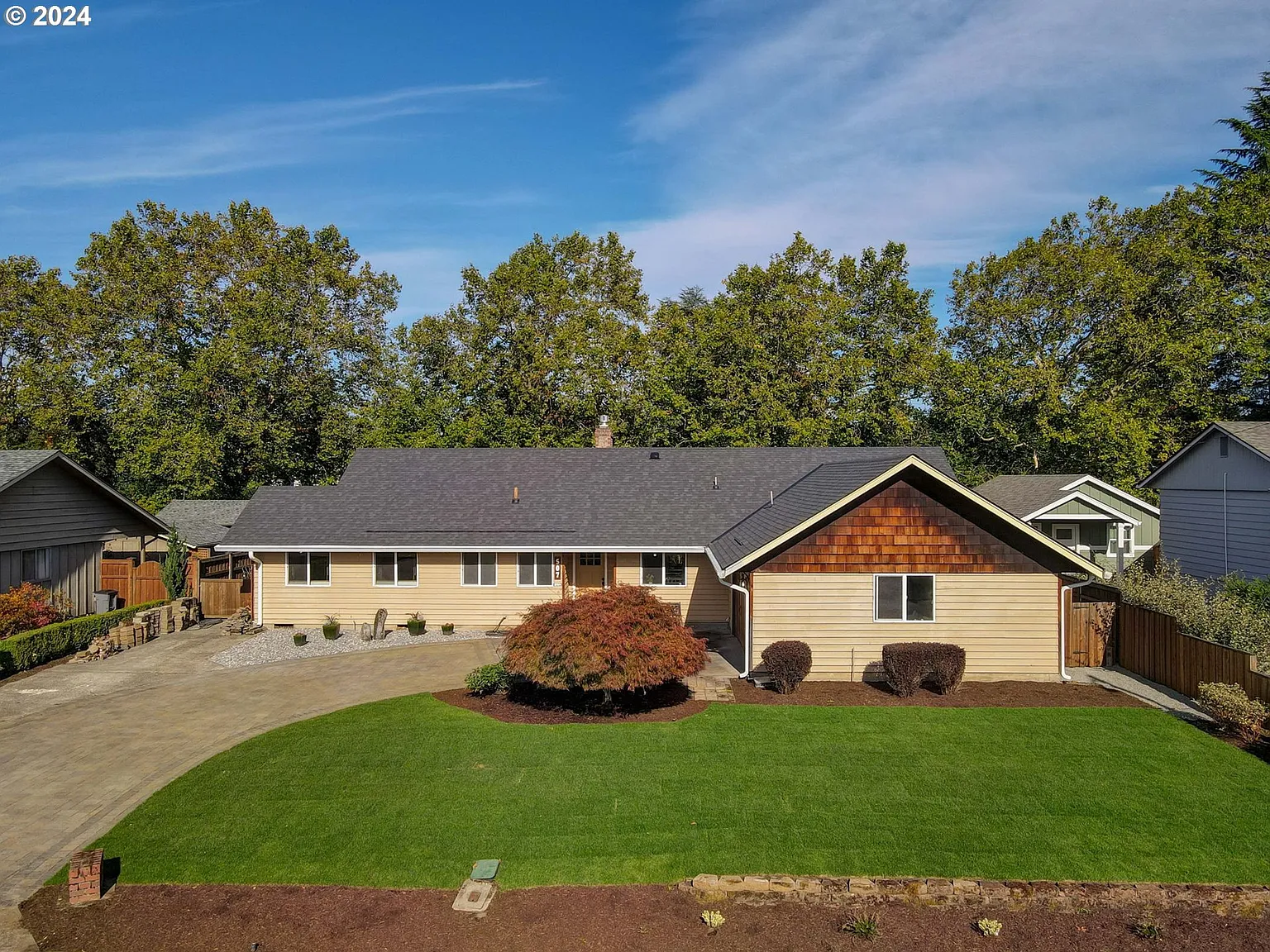 507 Santa Fe Dr photo 1
