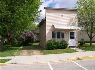 242 N Main St, Fall River, WI 53932