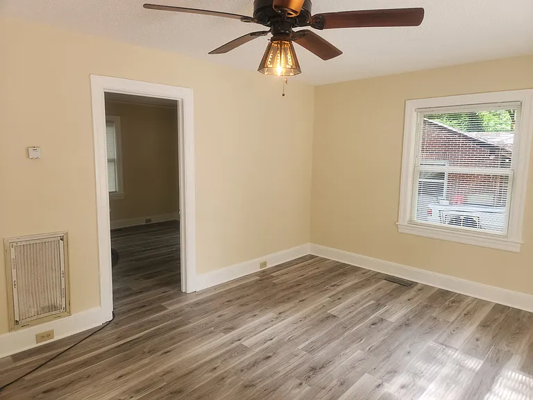 4201 Courtridge St — Photo 10