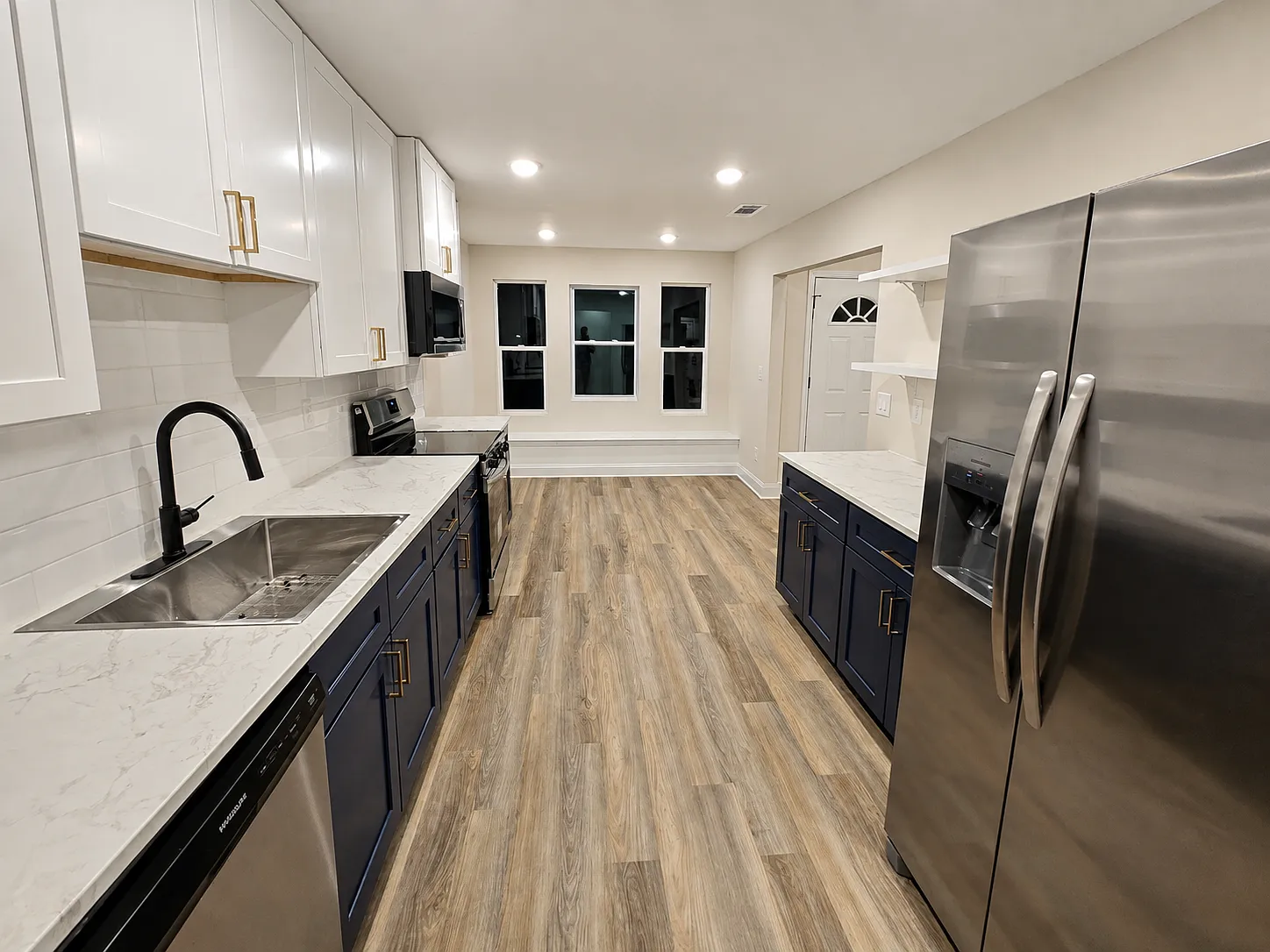 4 bed, 2014 sqft, $2,795 — Photo 3