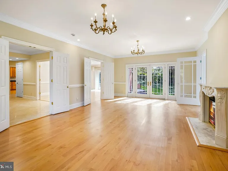 4900 Indian Ln NW — Photo 8