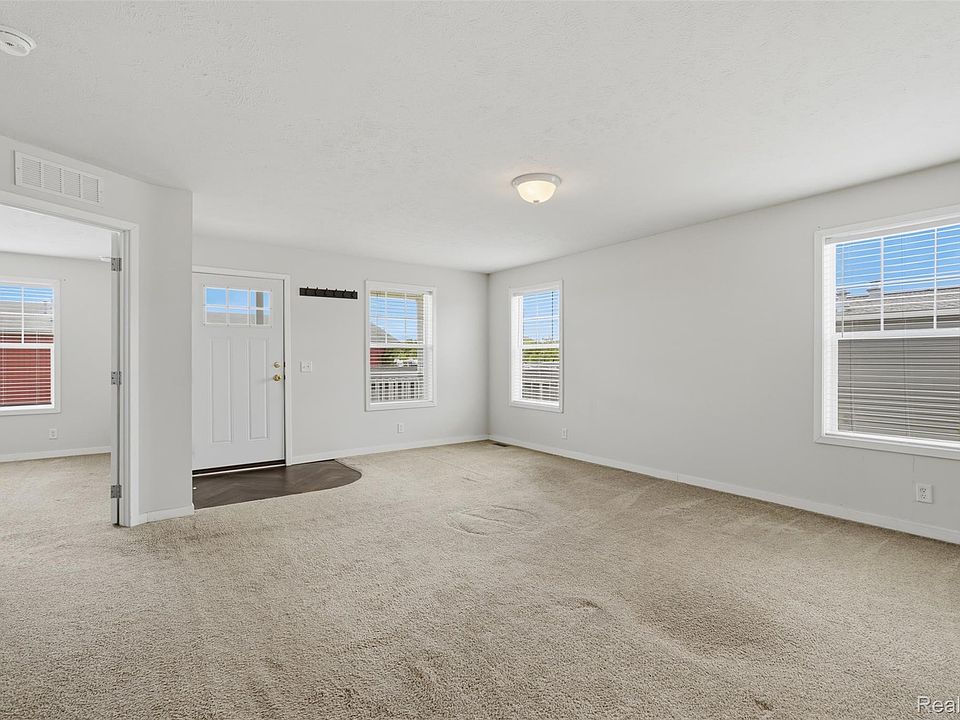 11766 Cedarbrook Dr, photo 9