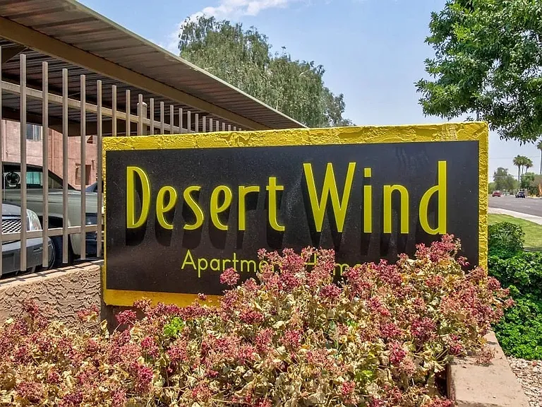 Desert Wind Apartments — Photo 23
