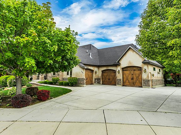 2nd image of 11201 S Gracie View Ln W