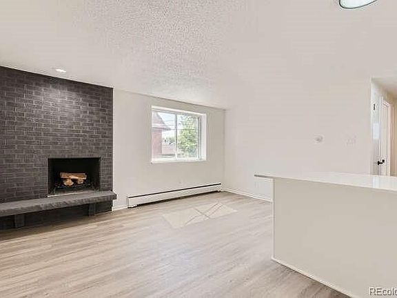 4th image of 188-198 S Clarkson St #108