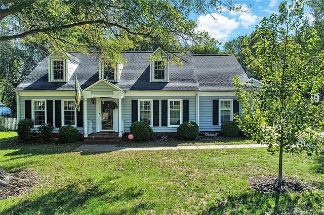 1st image of 4618 Deanscroft Dr