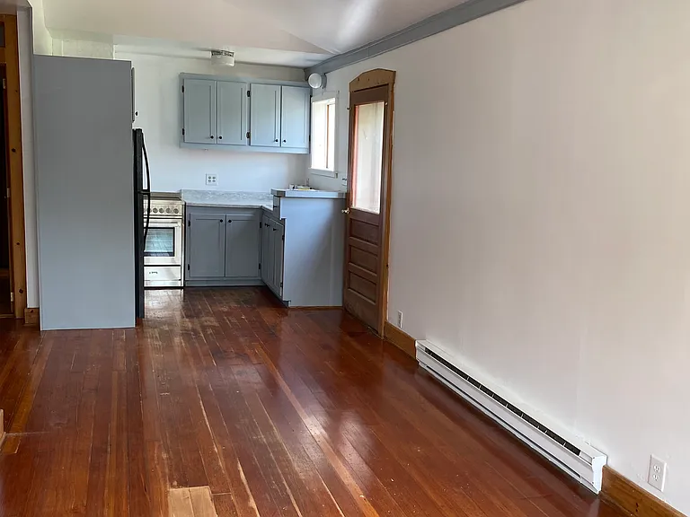 Length of livingroom