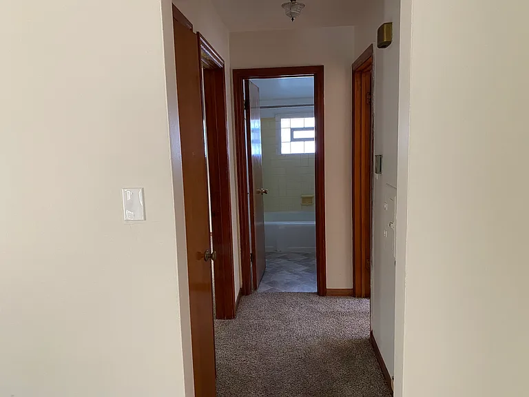 4252 S 1st St — Photo 5