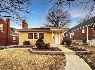 6641 Pernod Ave, Saint Louis, MO