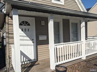 401 River Dr, Garfield, NJ 07026
