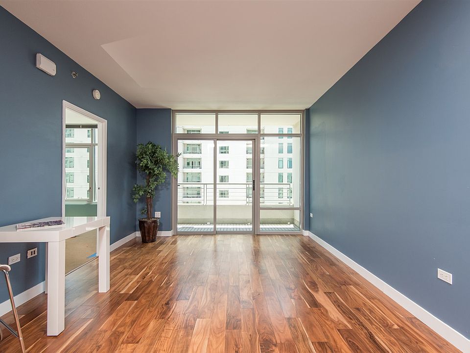 1st image of 425 W Beech St Unit 1253