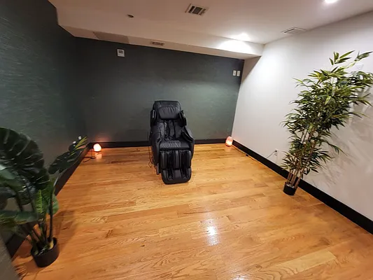 Rented by City Vista Inc | media 19