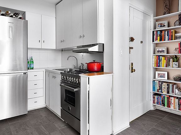 4th image of 337 W 85th St APT 3A