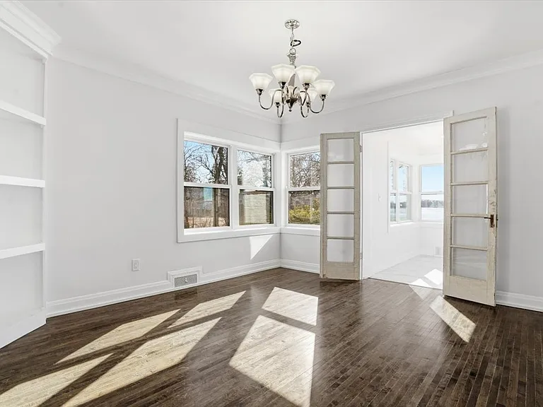 297 E Lakeview Ave #0 — Photo 14