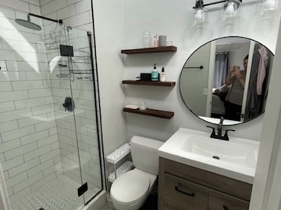 2nd image of 3984 Illinois St APT 6