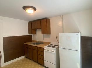 7 Court St #2J, Woburn, MA 01801