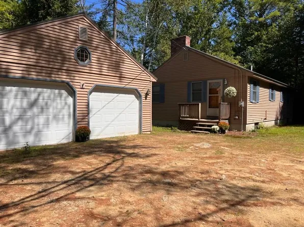 29 Center Road, Canterbury, NH 03224