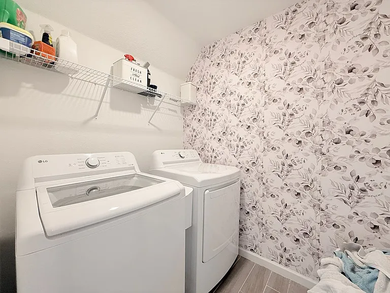 9931 Lovage Ln — Photo 30