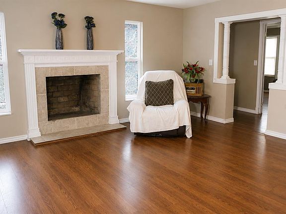 2nd image of 655 PINECREST DRIVE