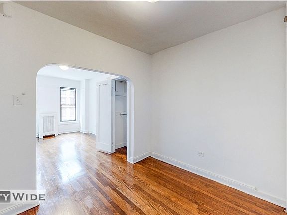3rd image of 1007 2nd Ave #4G