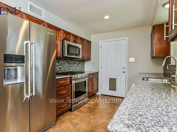 3rd image of 3 Nordell Ct