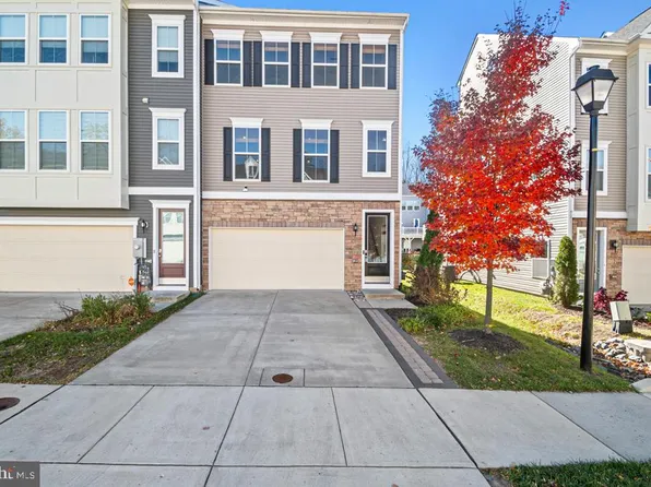 2533 Buckthorn Dr, Gambrills, MD 21054