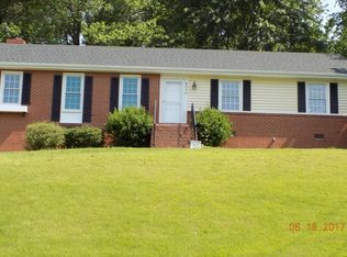 8504 Ridgeview Dr, Henrico, VA 23229