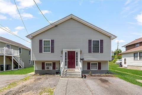 2nd image of 148 Ophelia St
