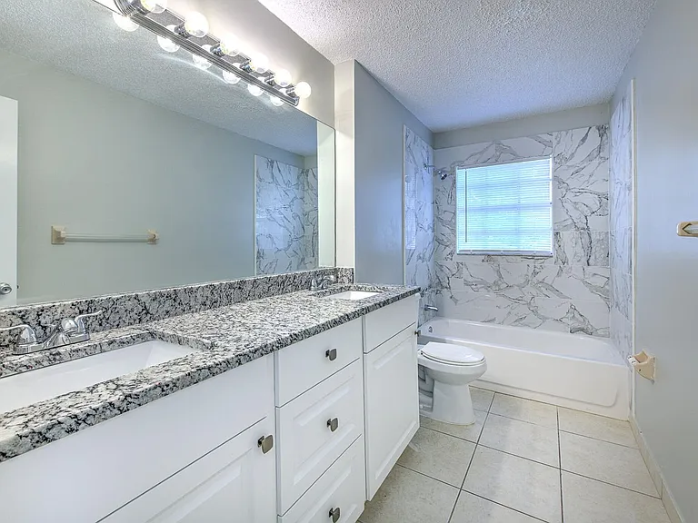 3514 Sarah St — Photo 18
